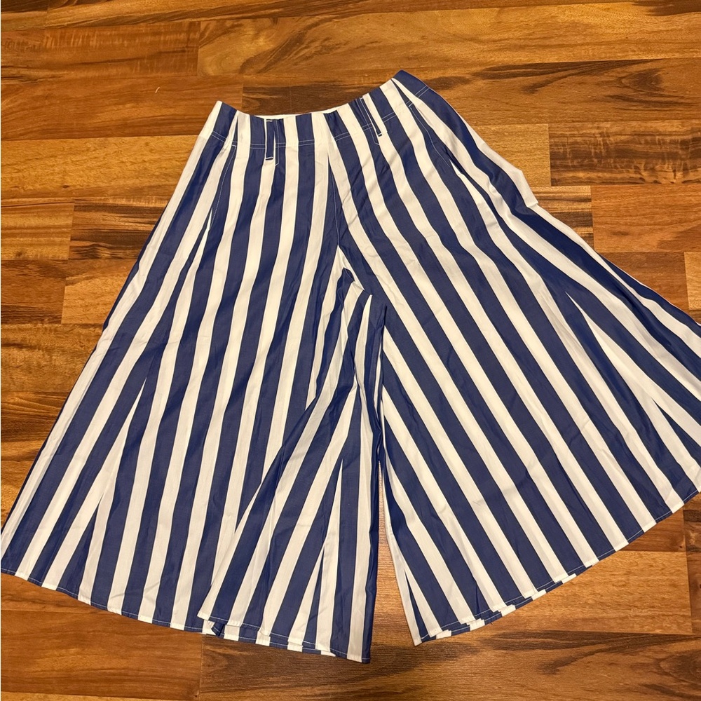 Nautical MARELLA wide legged culottes pants size 4 100% cotton Classic striped